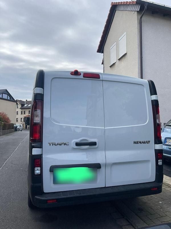 Gebraucht Renault Traffic 95 PS (69 kW) 2019 Weiß Van