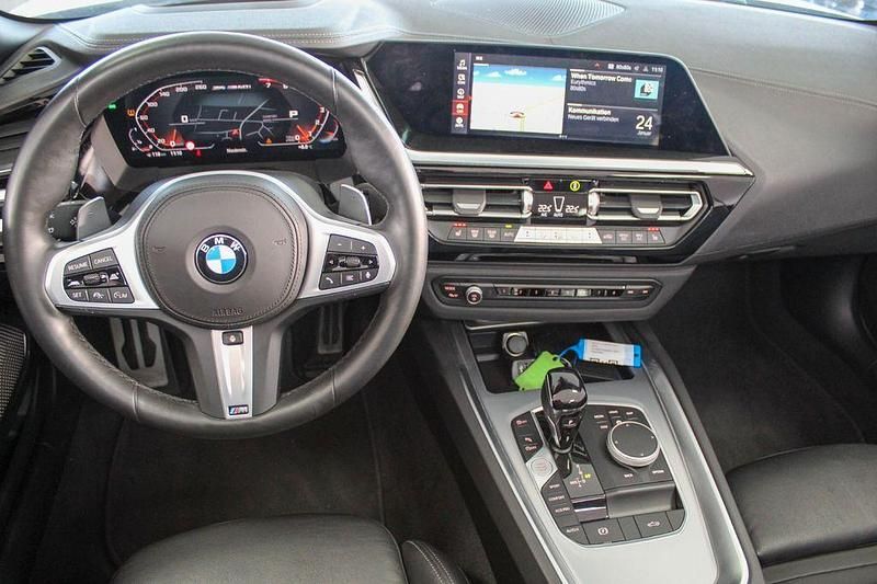 Gebraucht BMW Z4 M Sport 340 PS (250 kW) 2024 Grau Cabrio