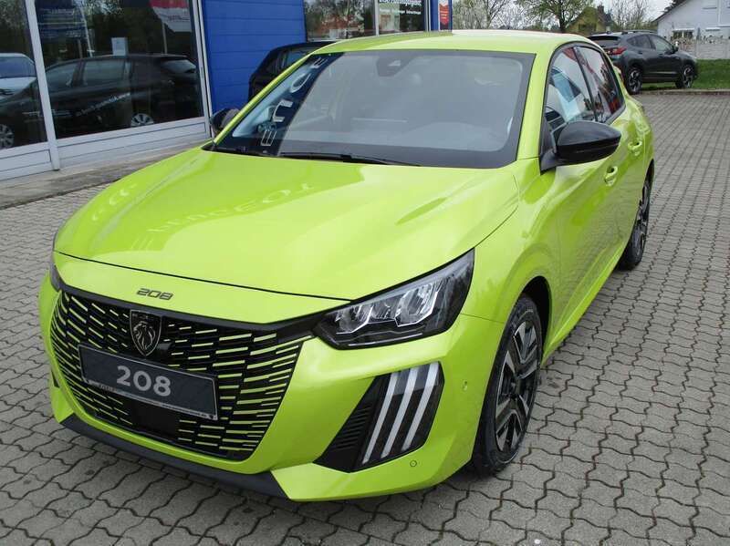 Aguedagelb metallic Neu 2025 Peugeot 208 Allure Kleinwagen | 27.990 € (Fairer Preis) - Bild 1/4