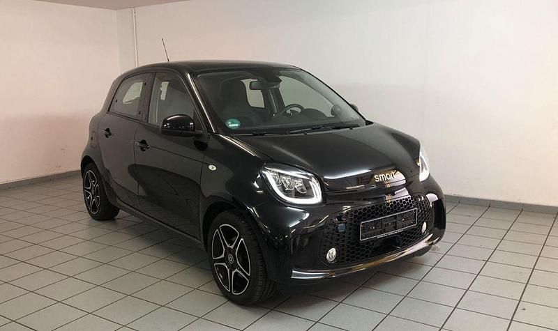 Gebraucht Smart ForFour Electric Drive 60 kW (82 PS) 2020 Schwarz Limousine