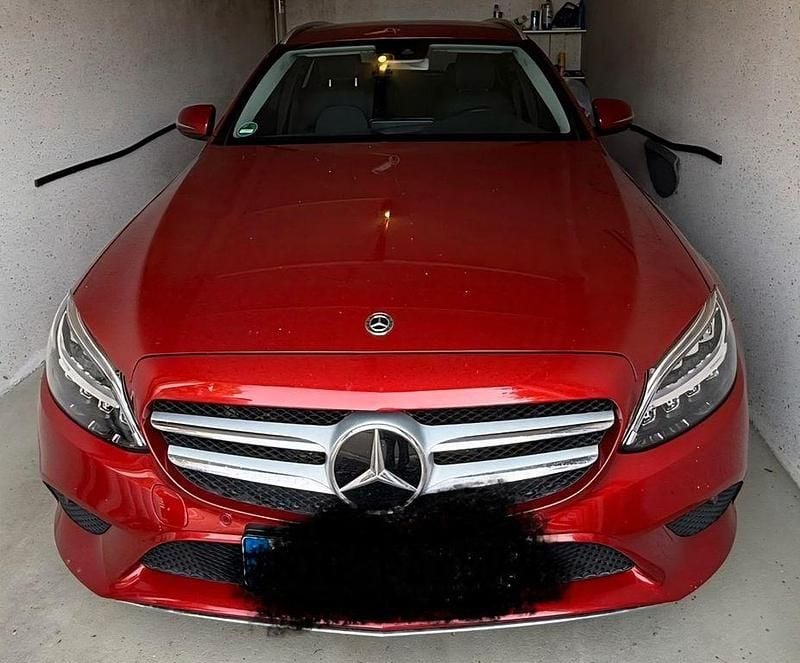 Rot Gebraucht 2020 Mercedes C180 Kombi | 24.000 € (Guter Preis) - Bild 1/4