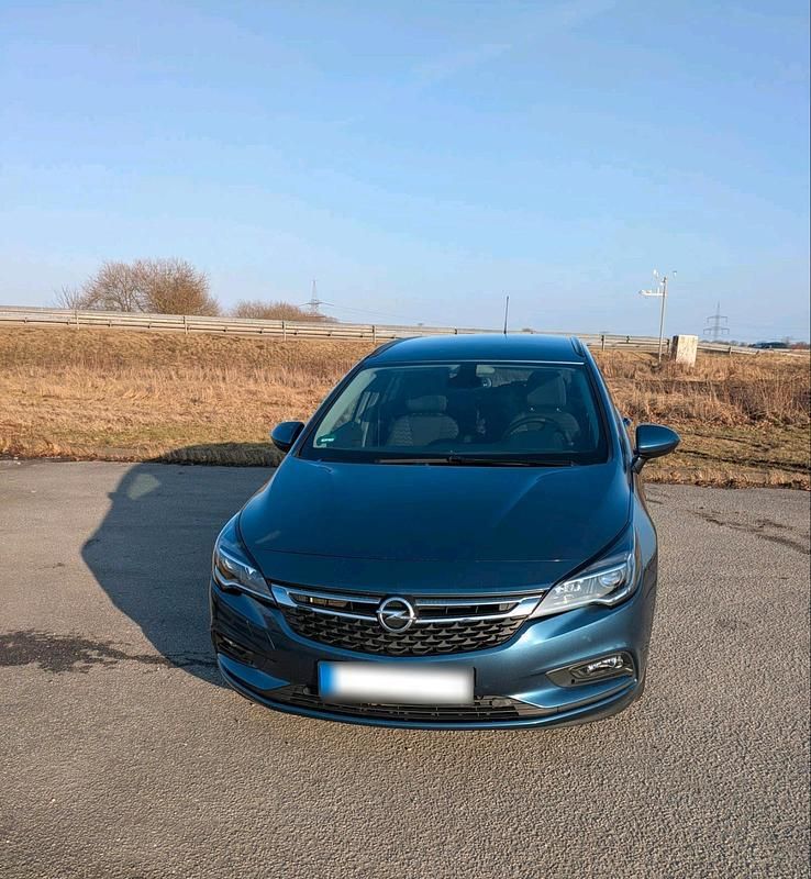 Gebraucht Opel Astra 136 PS (100 kW) 2016 Blau Kombi