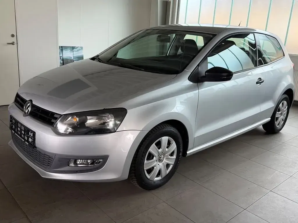Gebraucht VW Polo Trendline 69 PS (50 kW) 2010 Silber Kleinwagen