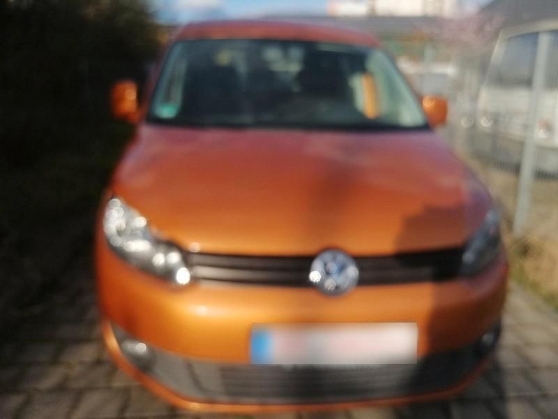Gebraucht VW Caddy 105 PS (77 kW) 2014 Orange Van / Kleinbus