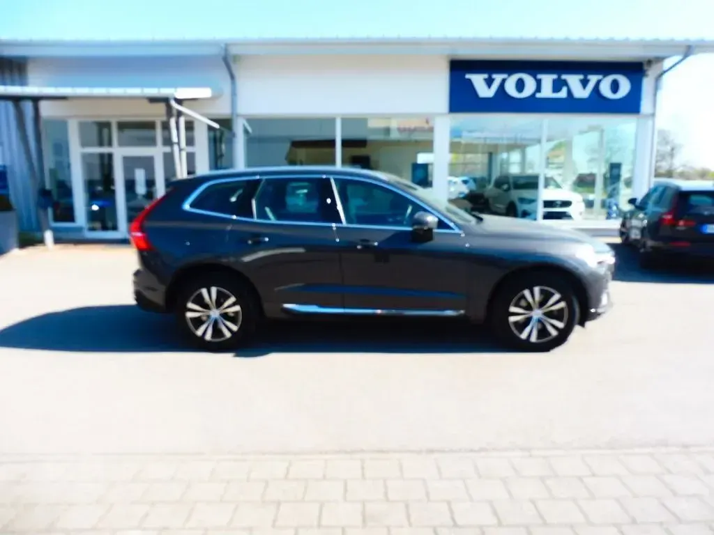 Gebraucht Volvo XC60 253 PS (186 kW) 2023 Grau SUV