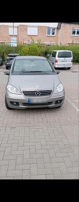 Gold Gebraucht 2005 Mercedes A170 Kleinwagen | 1.600 € (Guter Preis) - Bild 1/4