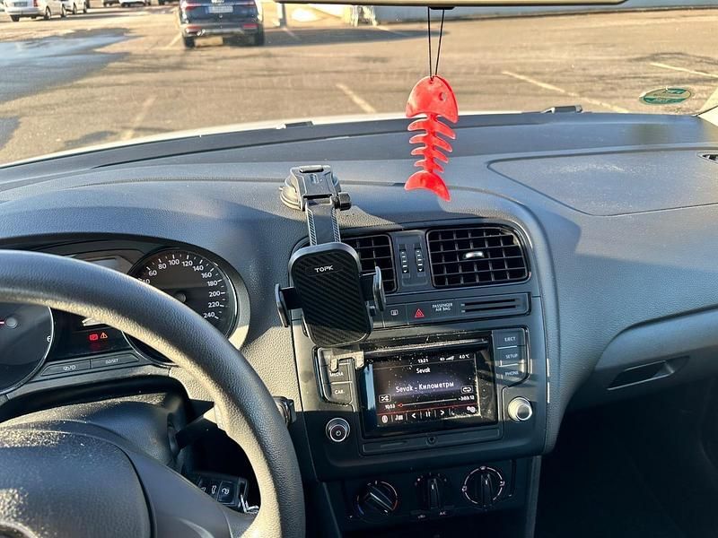 Gebraucht VW Polo 90 PS (66 kW) 2016 Weiß Limousine