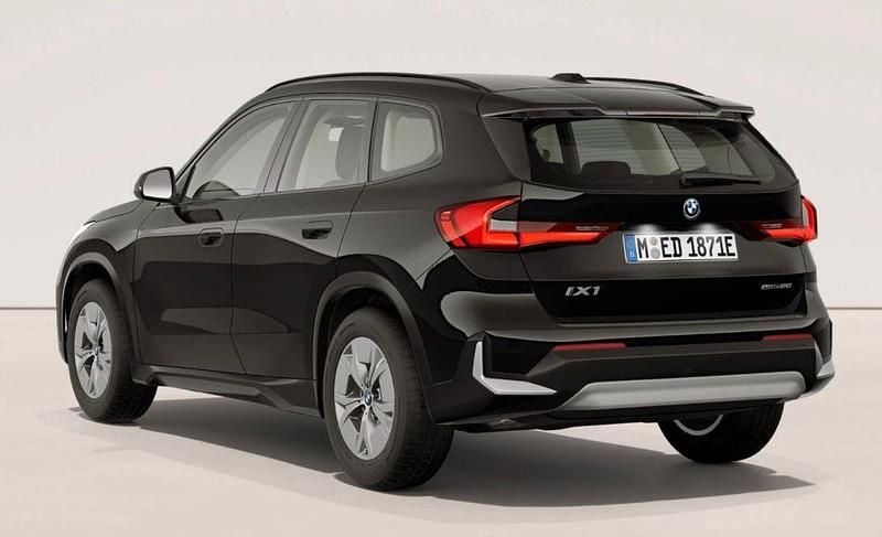 Neu BMW iX1 150 kW (204 PS) 2026 SUV