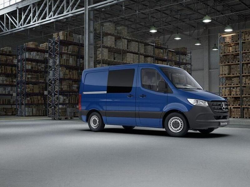 Gebraucht Mercedes Sprinter 150 PS (110 kW) 2022 Atlantisblau Van