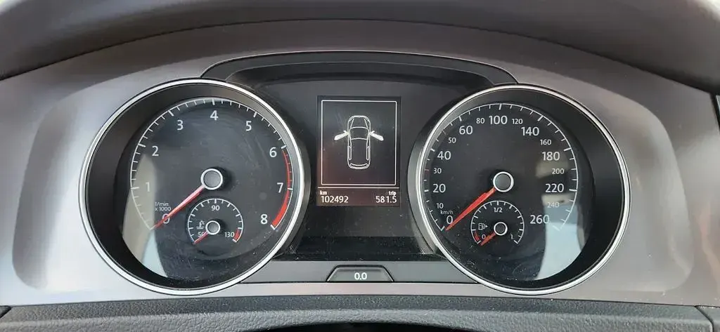 Używany VW Golf VII 110 KM (80 kW) 2015 Szary Sedan/Limuzyna
