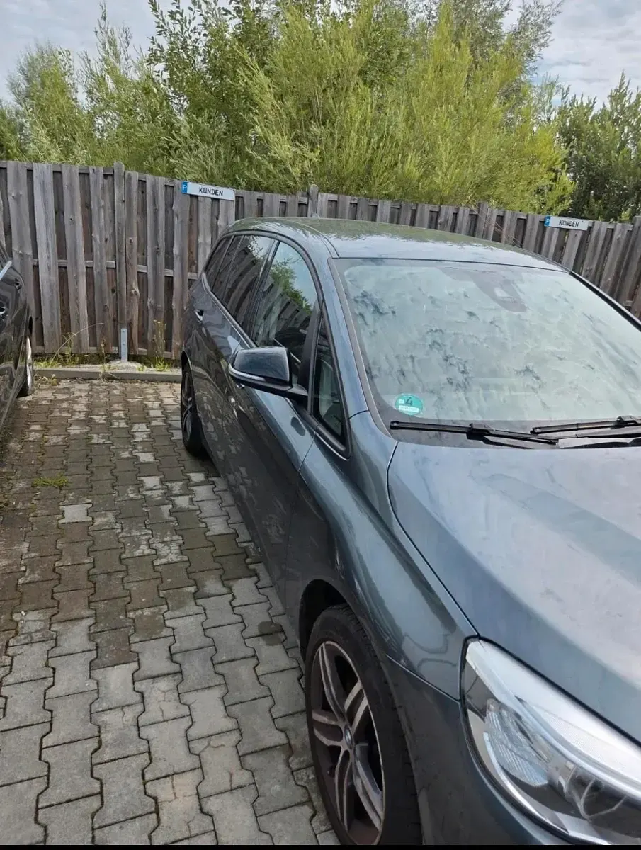 Gebraucht BMW 218 Gran Tourer 136 PS (100 kW) 2015 Grau Van / Kleinbus
