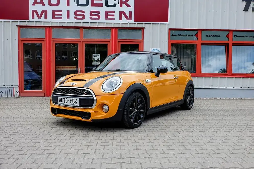 Używany Mini Cooper S Sport 192 KM (141 kW) 2014 Pomarańczowy Hatchback