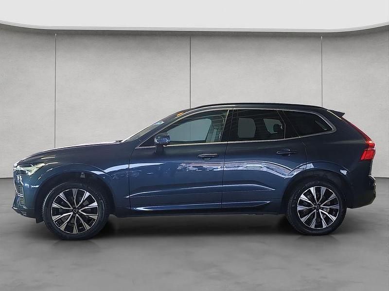 Gebraucht Volvo XC60 Core 250 PS (183 kW) 2024 Denim blue metallic SUV