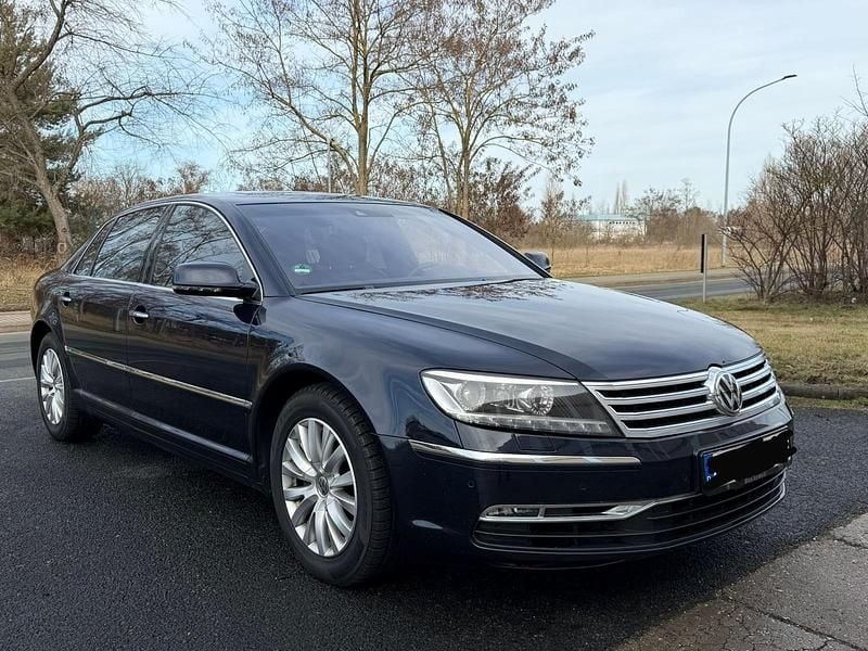 Gebraucht VW Phaeton Exclusive 245 PS (180 kW) 2012 Blau Limousine