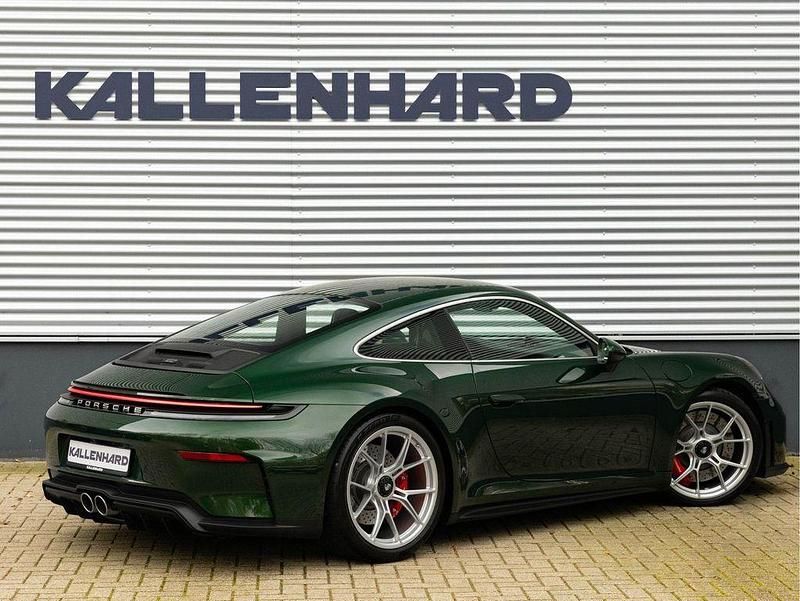 Gebraucht Porsche 992 510 PS (375 kW) 2025 Grün