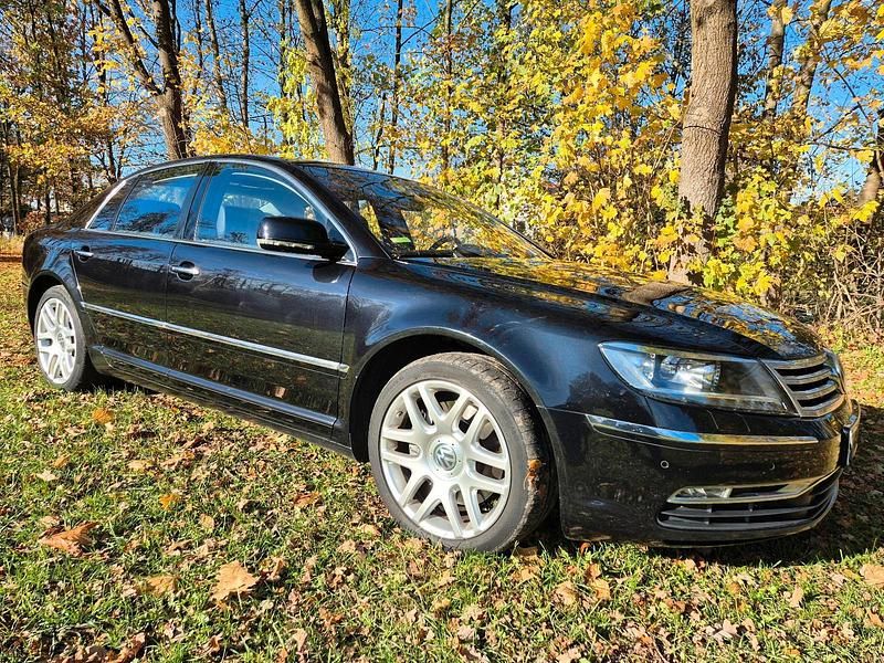 Gebraucht VW Phaeton 239 PS (175 kW) 2013 Schwarz Limousine