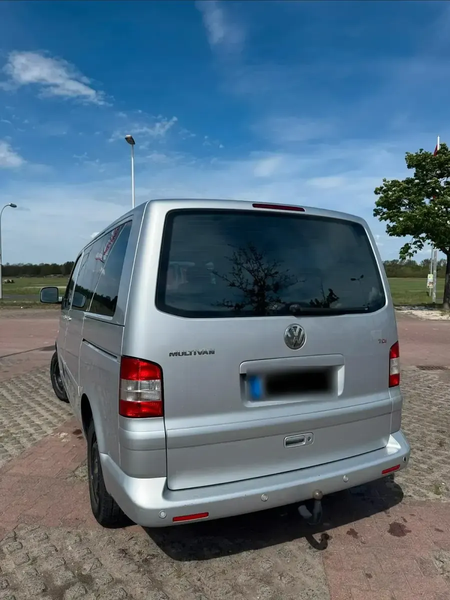 Gebraucht VW Multivan 174 PS (127 kW) 2007 Silber Van / Kleinbus