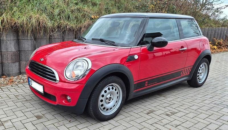 Rot Gebraucht 2009 Mini ONE Kleinwagen | 4.450 € (Fairer Preis) - Bild 1/4
