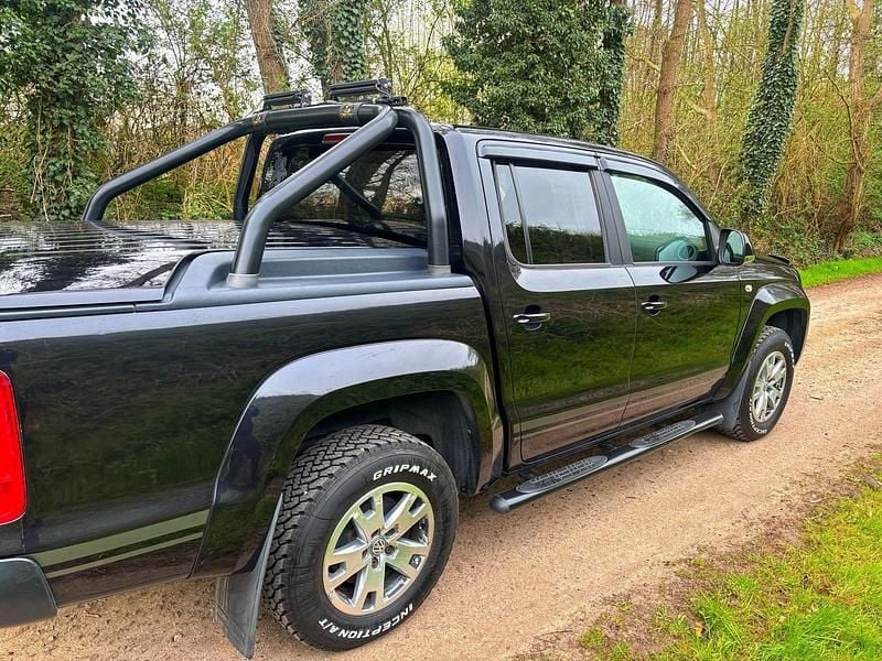 Second-hand VW Amarok 179 CP (131 kW) 2016 Negru Pickup