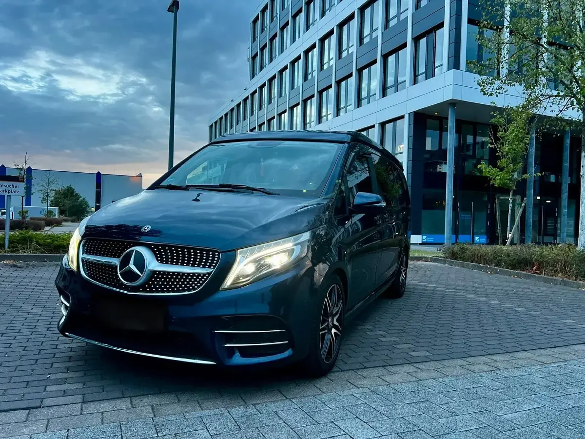 Gebraucht Mercedes V300 Marco Polo 239 PS (175 kW) 2020 Blau Van / Kleinbus