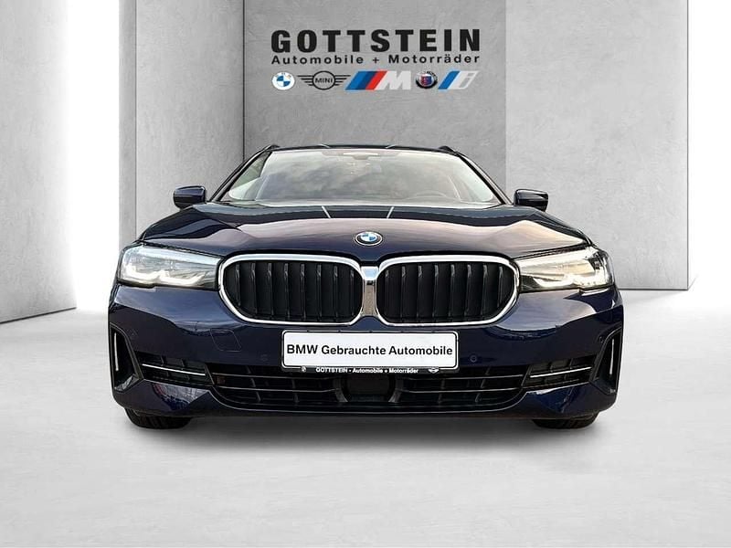 Gebraucht BMW 530 286 PS (210 kW) 2022 Tansanitblau ii Kombi