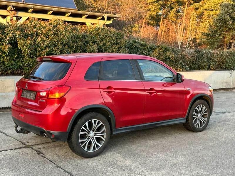 Gebraucht Mitsubishi ASX 114 PS (83 kW) 2016 Rot SUV