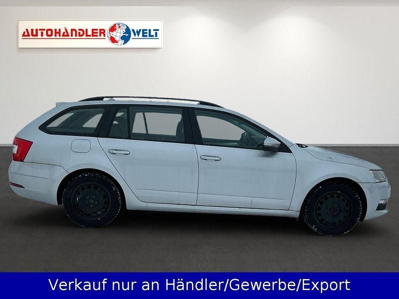 Gebraucht Skoda Octavia Ambition 150 PS (110 kW) 2018 Silber Kombi