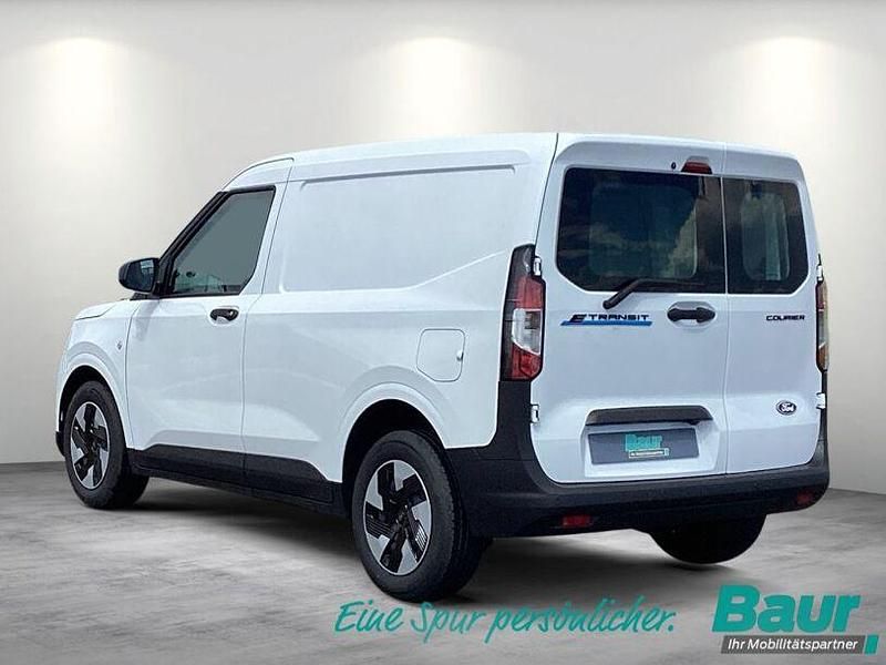 Gebraucht Ford Transit Trend 100 kW (136 PS) 2025 Frozen white Van