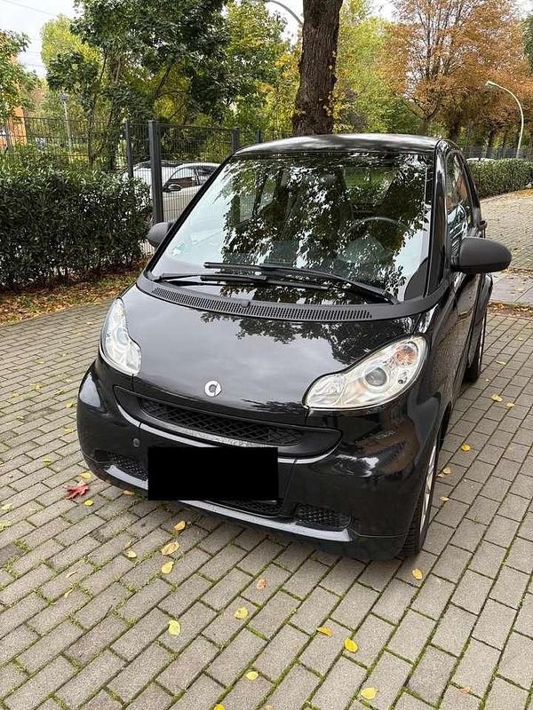 Schwarz Gebraucht 2011 Smart ForTwo Coupé Passion Coupé | 4.700 € (Fairer Preis) - Bild 1/4