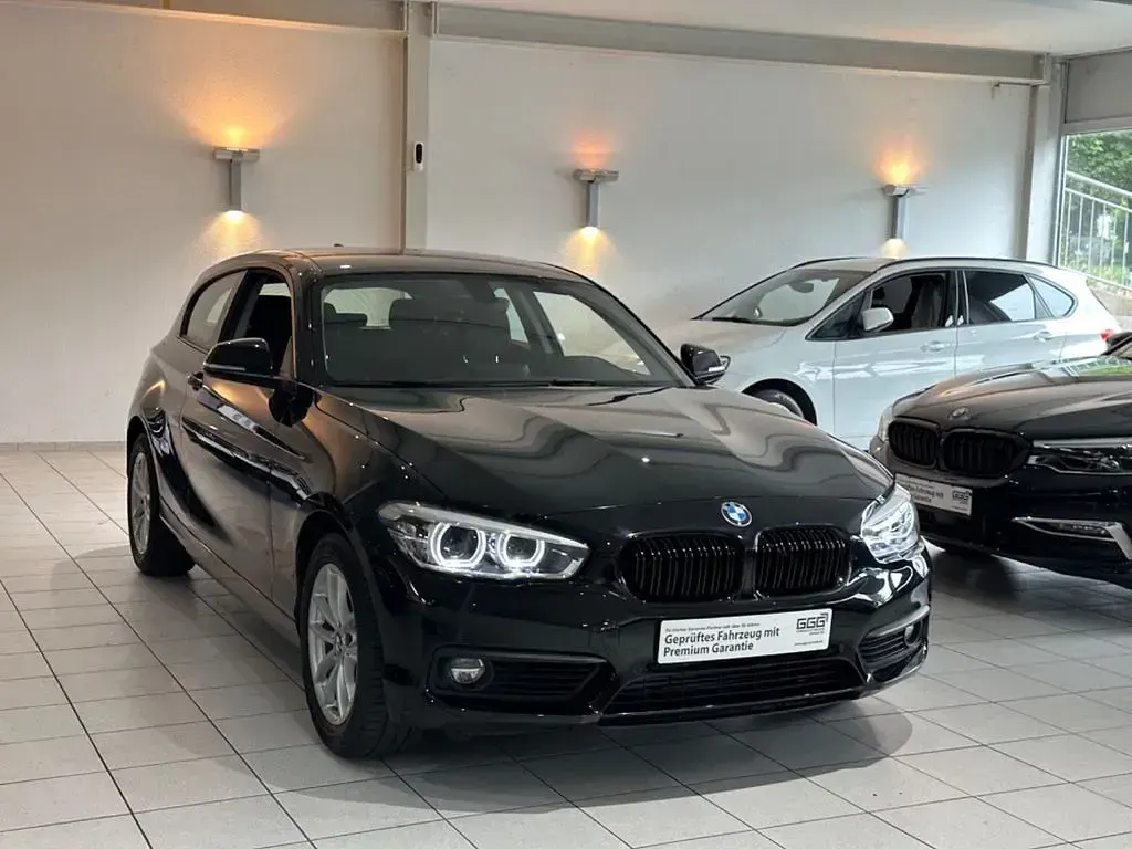 Gebraucht BMW 118 Advantage 150 PS (110 kW) 2018 Schwarz Kleinwagen