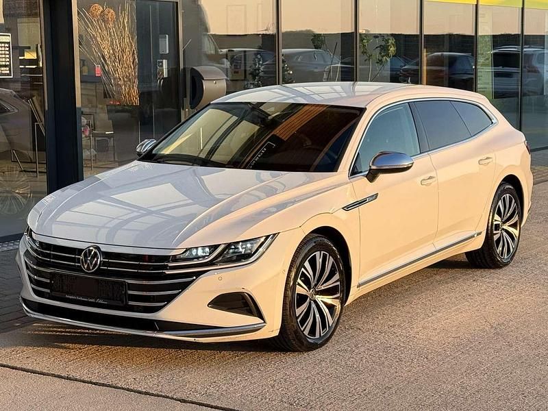 Gebraucht VW Arteon Elegance 156 PS (114 kW) 2021 Pure white Kombi