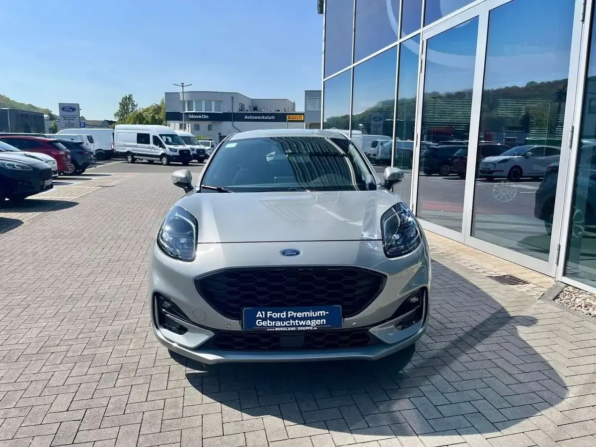 Gebraucht Ford Puma ST-Line 155 PS (114 kW) 2024 Lackierung metallic "mineralsilber" (silber) silber SUV