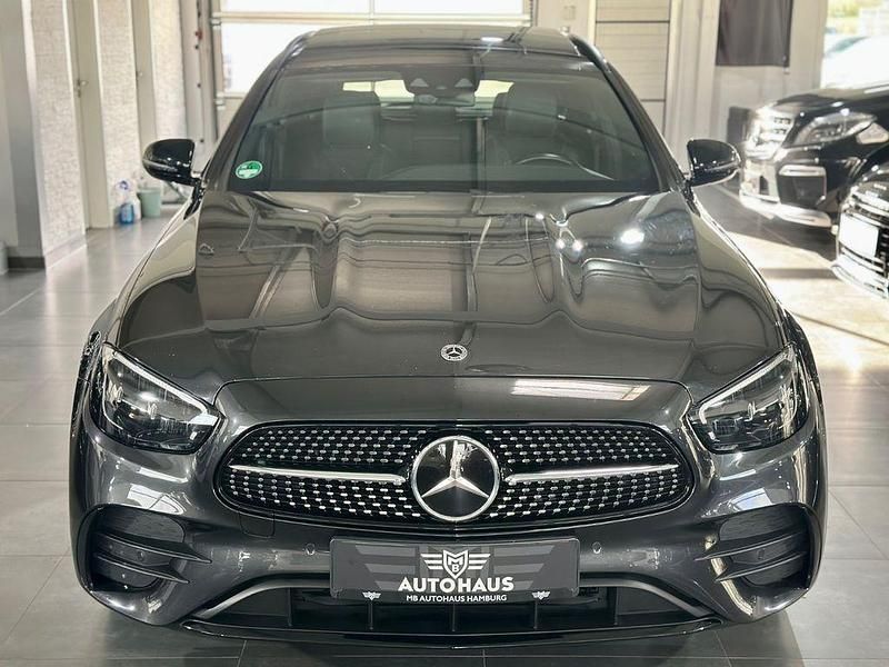 Gebraucht Mercedes E300 AMG 306 PS (225 kW) 2021 Grau Limousine