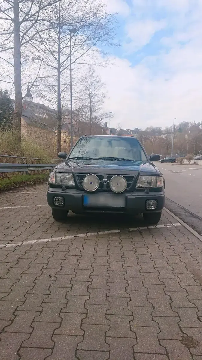 Gebraucht Subaru Forester 120 PS (88 kW) 1998 Schwarz SUV