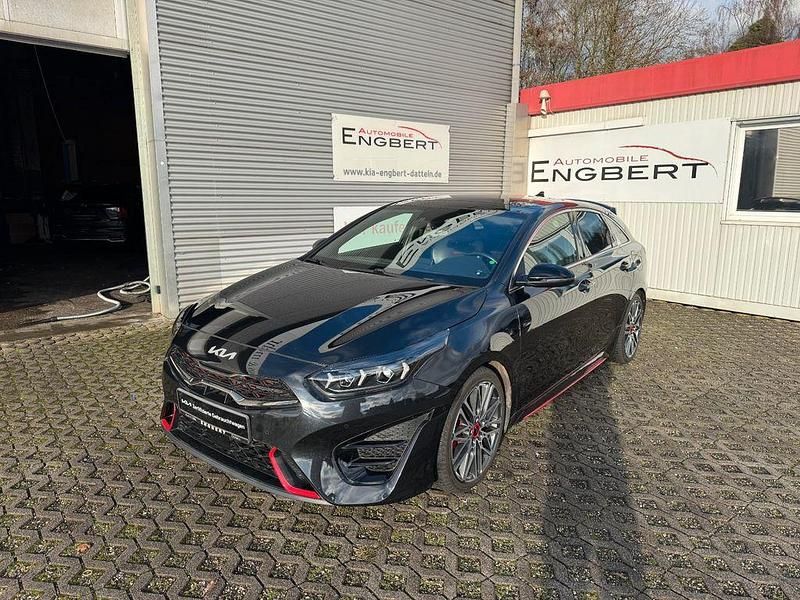 Gebraucht Kia ProCeed Comfort 204 PS (150 kW) 2023 Schwarz Limousine