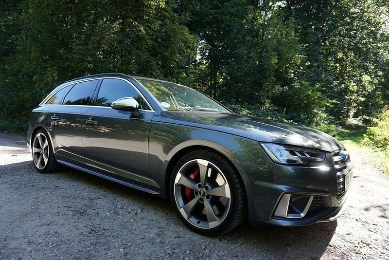 Grau Gebraucht 2020 Audi S4 Sport Kombi | 34.900 € (Guter Preis) - Bild 1/4