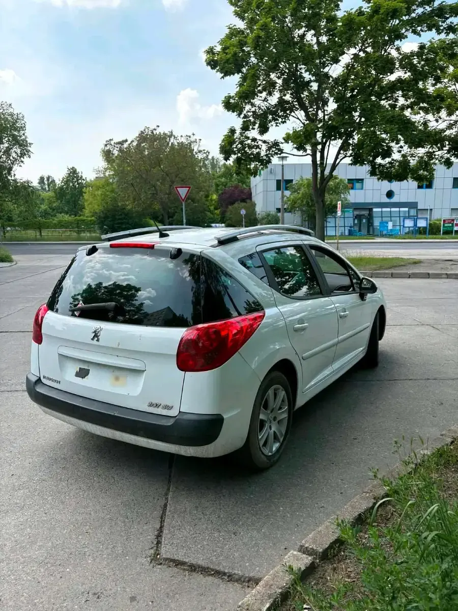 Gebraucht Peugeot 207 120 PS (88 kW) 2008 Weiß Kombi