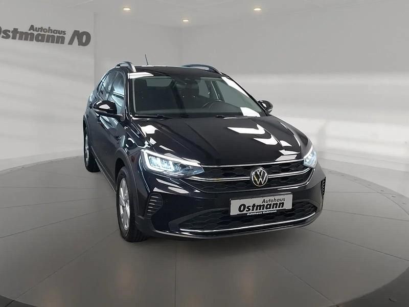 Gebraucht VW Taigo Life 110 PS (80 kW) 2022 Deep black perleffekt SUV