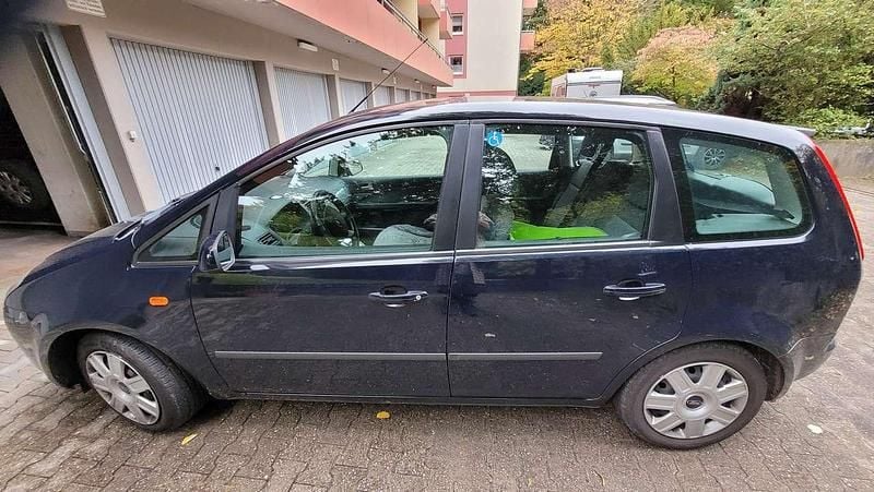 Gebraucht Ford Focus Trend 125 PS (91 kW) 2005 Kombi
