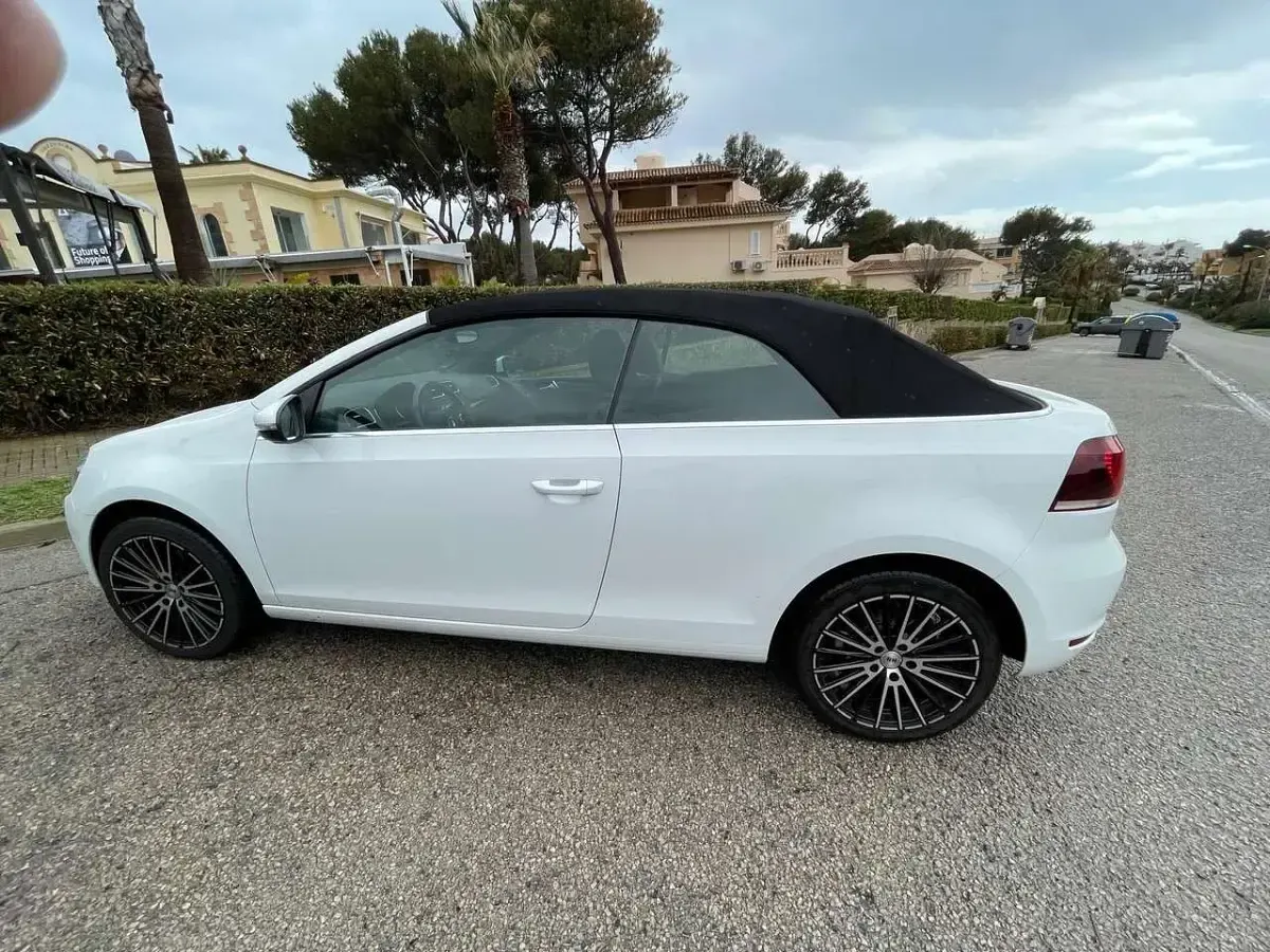 Gebraucht VW Golf Cabriolet 105 PS (77 kW) 2013 Weiß Cabrio