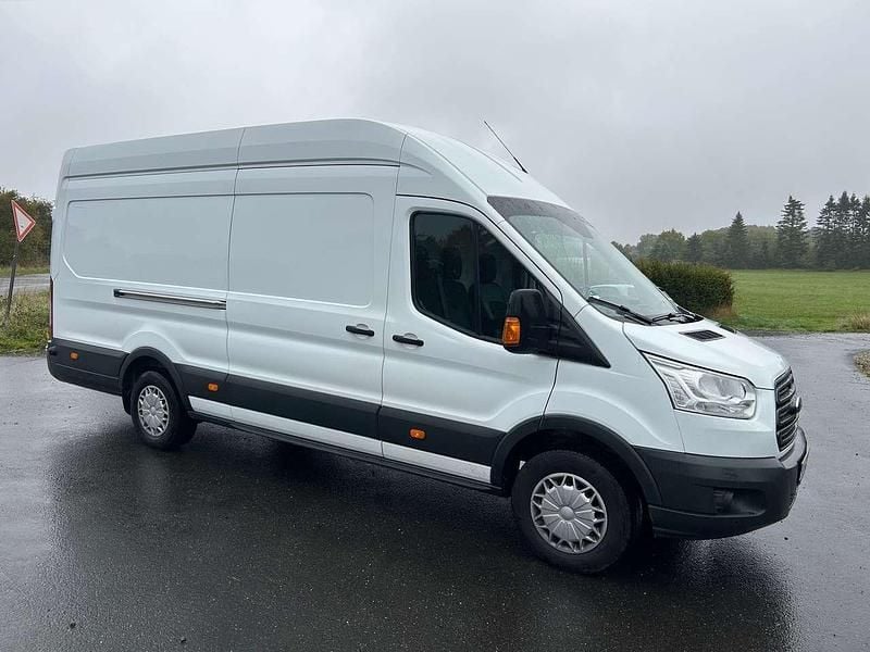 Weiß Gebraucht 2017 Ford Transit Trend Van | 11.490 € (Superpreis) - Bild 1/4