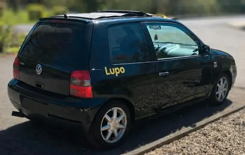 Używany VW Lupo 50 KM (36 kW) 2002 Czarny Hatchback