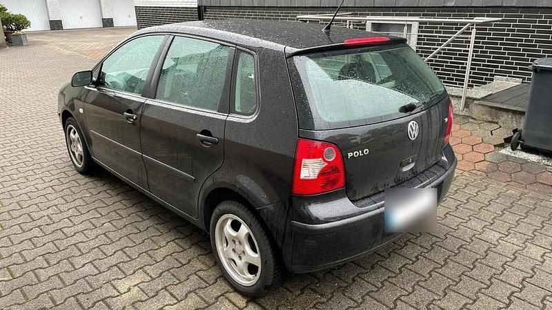 Gebraucht VW Polo 63 PS (46 kW) 2003 Schwarz Kleinwagen