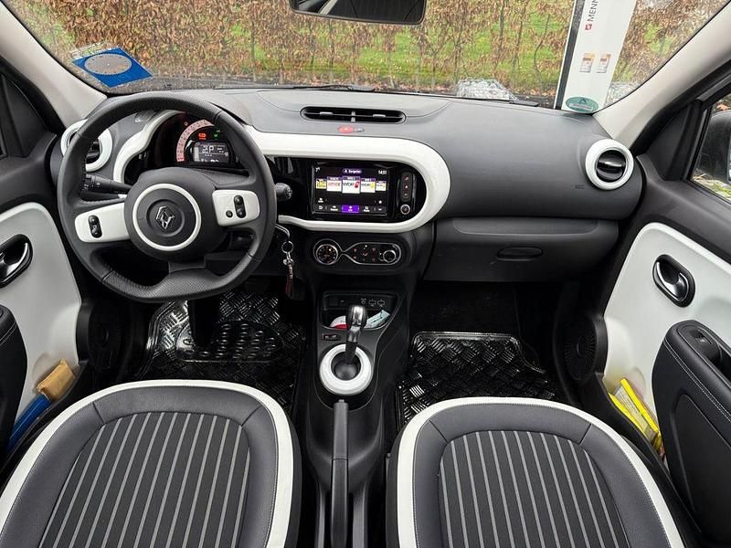 Gebraucht Renault Twingo Techno 60 kW (82 PS) 2022 Weiß Kleinwagen