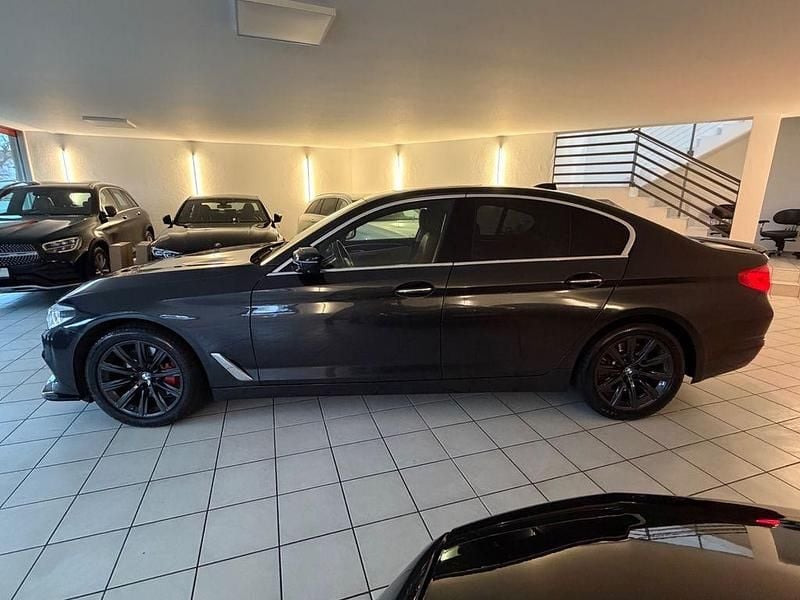 Gebraucht BMW 530 Luxury Line 265 PS (194 kW) 2017 Grau Limousine