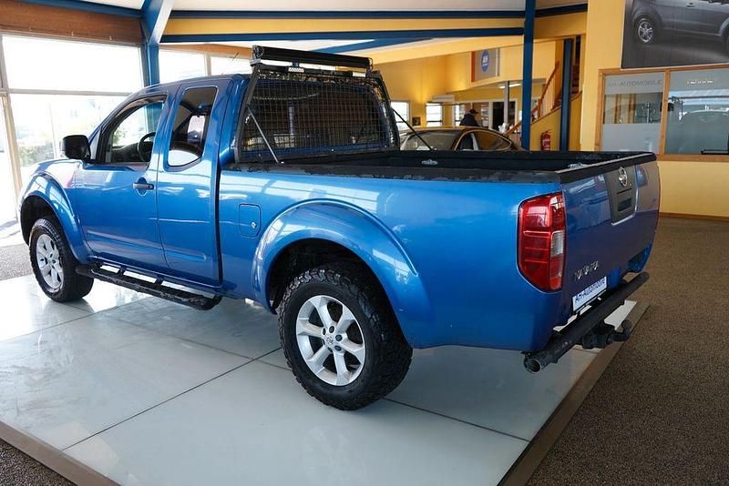 Gebraucht Nissan Navara XE 190 PS (139 kW) 2012 Blau Pickup