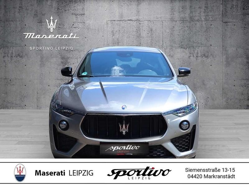 Grigio Gebraucht 2020 Maserati Levante SUV | 63.222 € (Teuer) - Bild 1/4