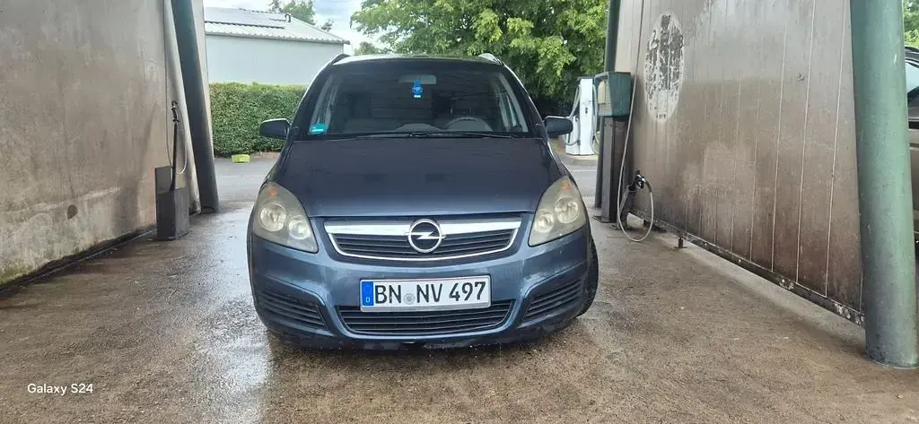 Gebraucht Opel Zafira 110 PS (80 kW) 2008 Van / Kleinbus