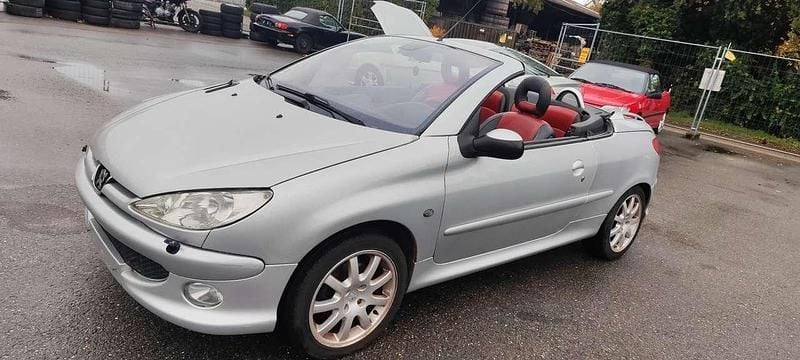 Grau Gebraucht 2003 Peugeot 206 CC Platinum Cabrio | 999 € (Guter Preis) - Bild 1/4