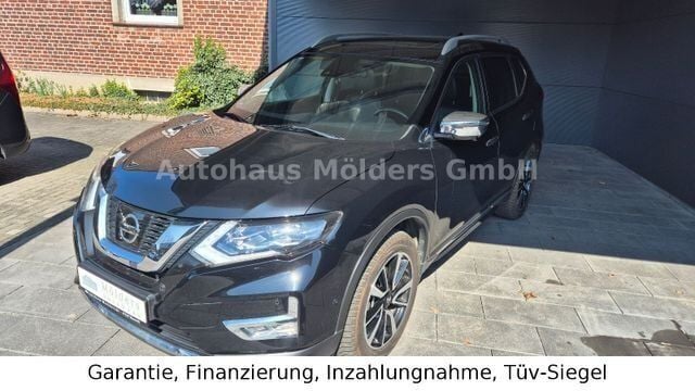 Schwarz 0 metallic Gebraucht 2018 Nissan X-Trail SUV | 24.750 € (Teuer) - Bild 1/4